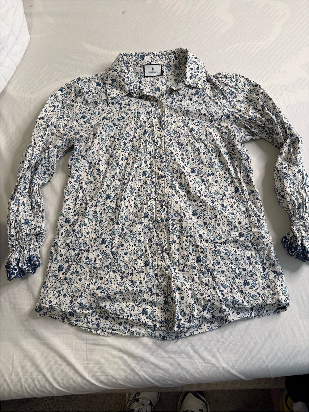 Floral Button-Up Blouse in White and Navy